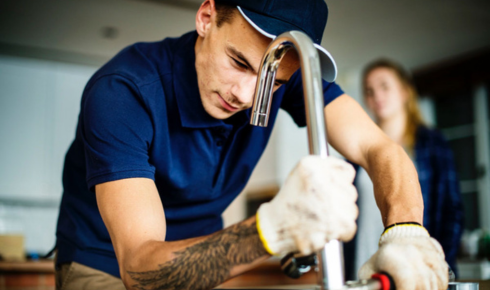 Why the Right Plumber Feels Like a Neighbor, Not Just a Service